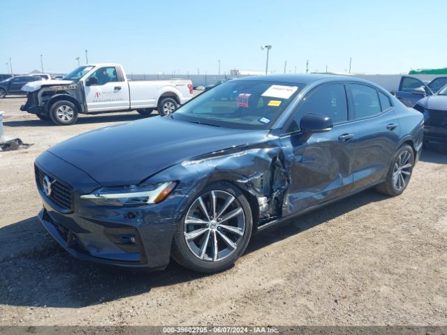 7JRL12FZ6NG178068 Volvo S60 B5 Momentum