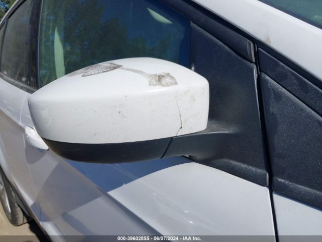 1FMCU0GD2JUD23479 Ford ESCAPE SE