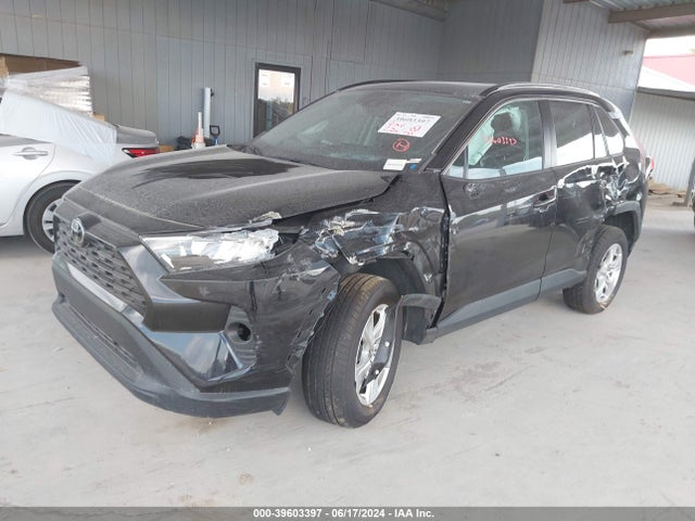 Toyota Rav4 Xle 2021 2T3P1RFV4MW184038 Image 2