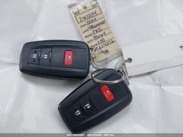 JTEMU5JR5R6214312 Toyota 4RUNNER SR5