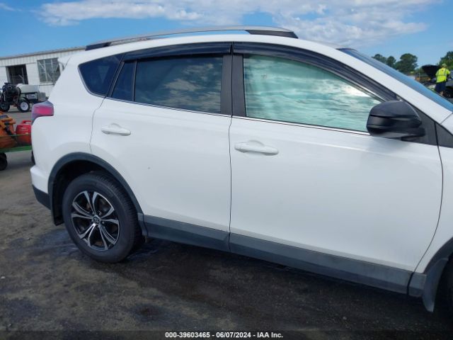 2T3BFREV2GW534283 Toyota RAV4 LE