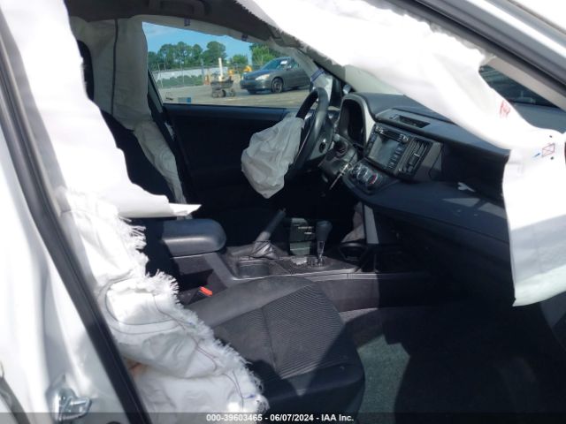 2T3BFREV2GW534283 Toyota RAV4 LE