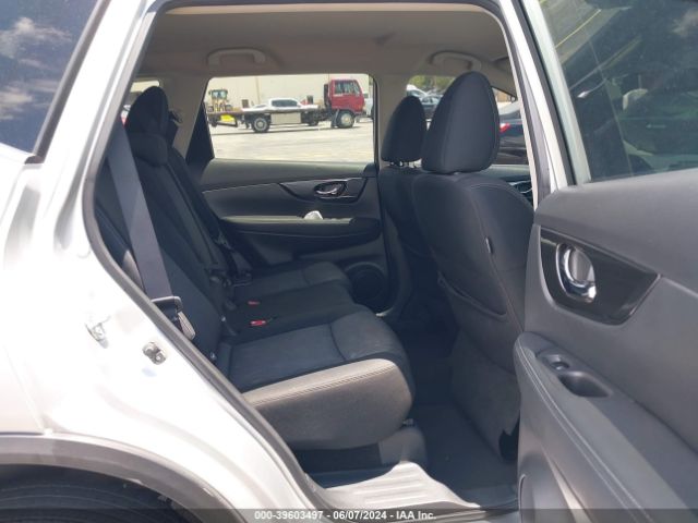 KNMAT2MV9HP515319 Nissan ROGUE SV