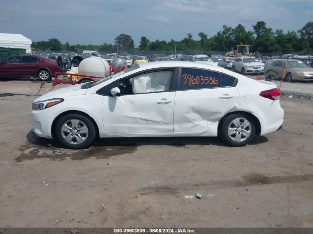 3KPFK4A79HE095510 KIA FORTE LX