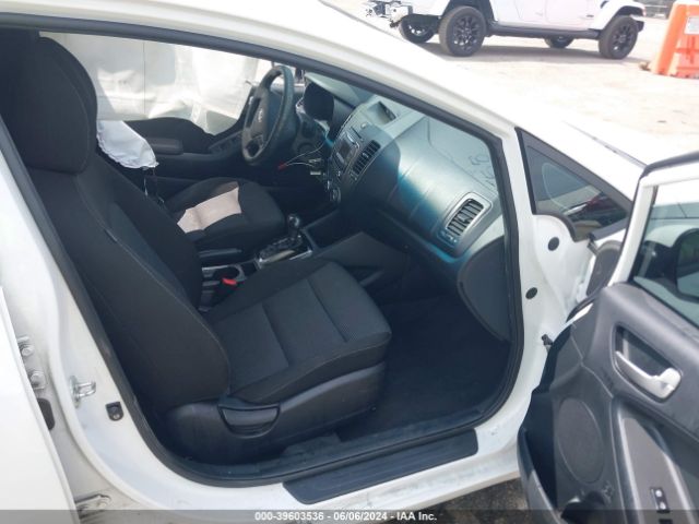 3KPFK4A79HE095510 KIA FORTE LX