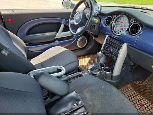 2005 MINI COOPER WMWRF33555TG13459 Photo 4