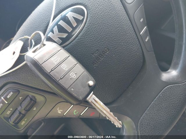 3KPFK4A79JE226697 KIA FORTE LX