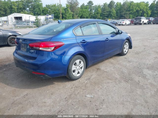 3KPFK4A79JE226697 KIA FORTE LX