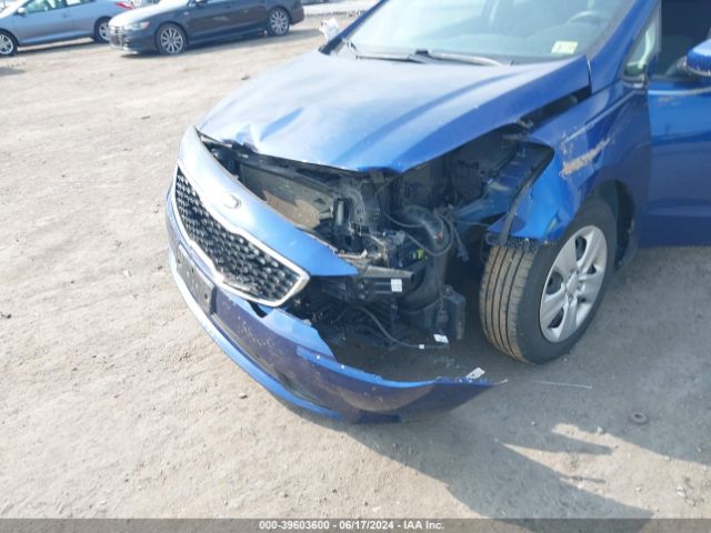 3KPFK4A79JE226697 KIA FORTE LX