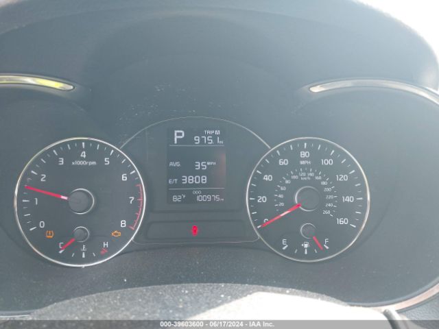 3KPFK4A79JE226697 KIA FORTE LX