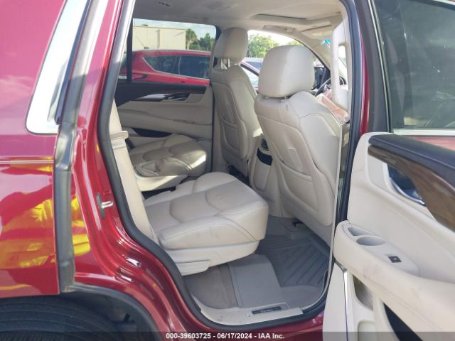 1GYS3BKJ0KR294736 Cadillac Escalade Luxury