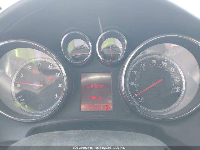 W04WH3N58JG040919 Buick Cascada Premium