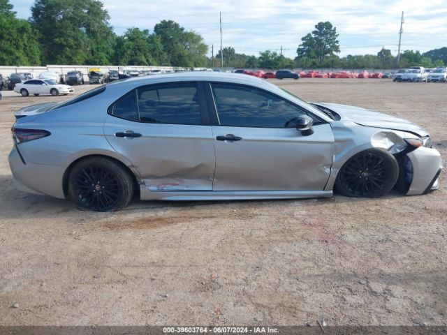 4T1G11AK4NU060800 Toyota Camry Se Nightshade Edition