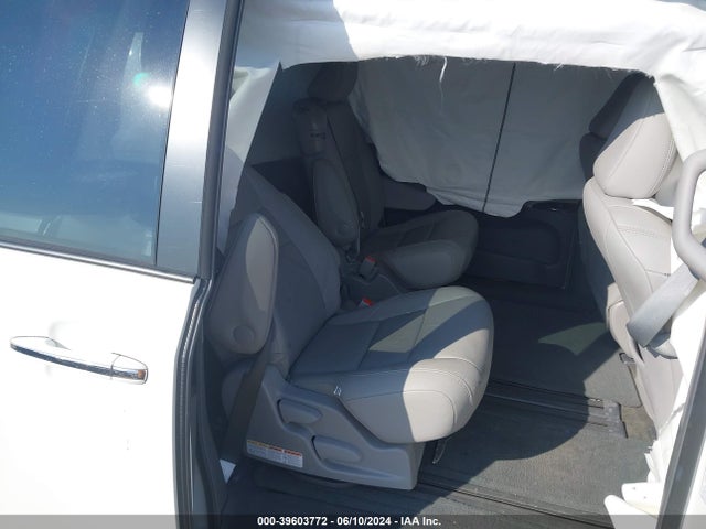 Toyota Sienna Xle/limited 2015 5TDYK3DC4FS612436 Image 8