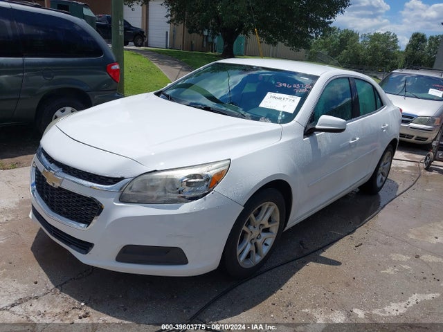 Chevrolet MALIBU 1LT 2015 1G11C5SL4FF290046 Image 2