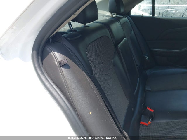 Chevrolet MALIBU 1LT 2015 1G11C5SL4FF290046 Image 8