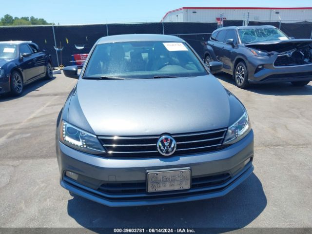3VWD17AJ0GM259428 Volkswagen Jetta 1.8t Sport