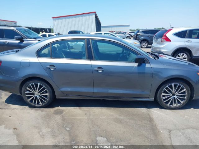 3VWD17AJ0GM259428 Volkswagen Jetta 1.8t Sport