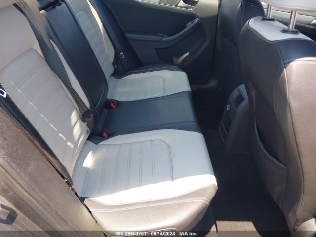 3VWD17AJ0GM259428 Volkswagen Jetta 1.8t Sport