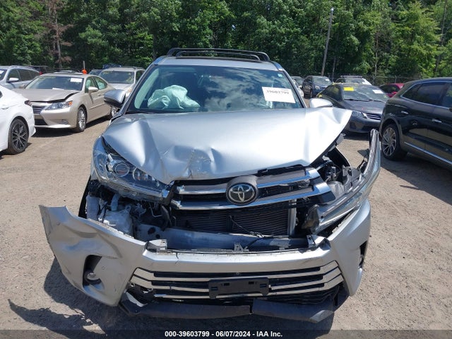 Toyota Highlander Limited Platinum 2019 5TDDZRFH2KS919216 Image 12