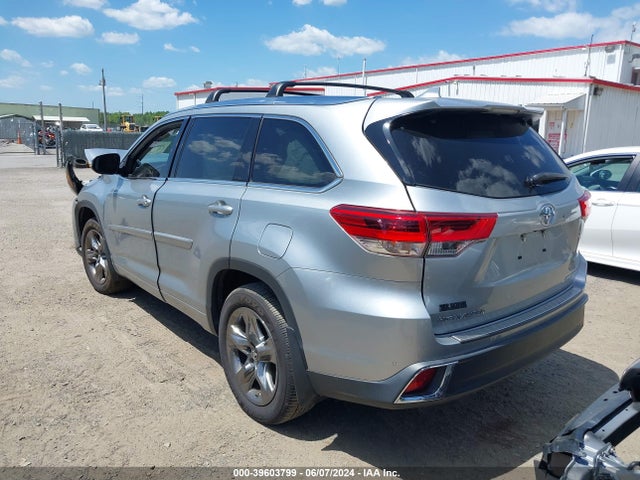 Toyota Highlander Limited Platinum 2019 5TDDZRFH2KS919216 Image 3
