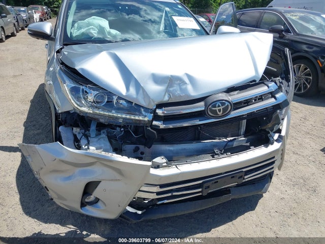 Toyota Highlander Limited Platinum 2019 5TDDZRFH2KS919216 Image 6