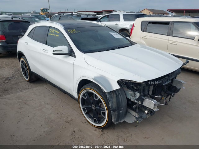 2019 WDCTG4EB4KU017934 main image