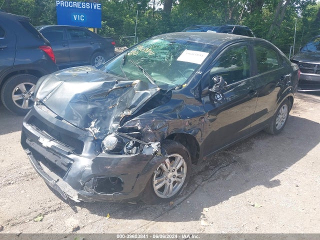 Chevrolet Sonic Lt Auto 2014 1G1JC5SH1E4121740 Image 2