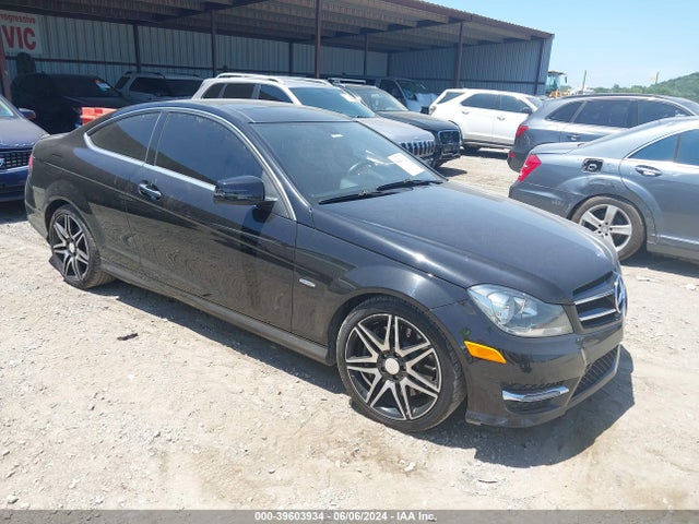 Продаж на аукціоні авто 2013 Mercedes-benz C 250, vin: WDDGJ4HBXDG029405, номер лоту: 39603934