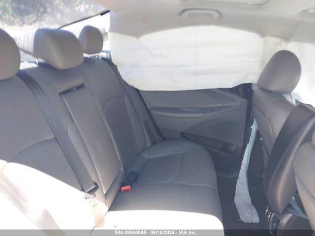 Hyundai Sonata Limited 2.0t 2014 5NPEC4AB9EH813061 Image 8