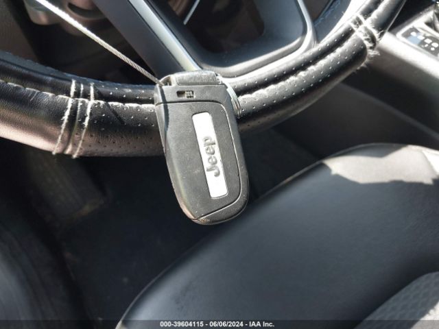 3C4NJCBB8NT103518 Jeep Compass Latitude Fwd