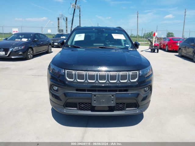 3C4NJCBB8NT103518 Jeep Compass Latitude Fwd