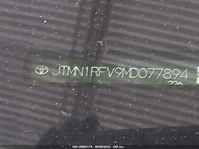 Toyota Rav4 Limited 2021 JTMN1RFV9MD077894 Image 9