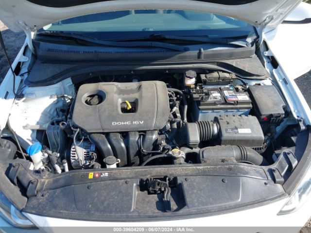 5NPD84LF2JH369352 Hyundai ELANTRA SEL