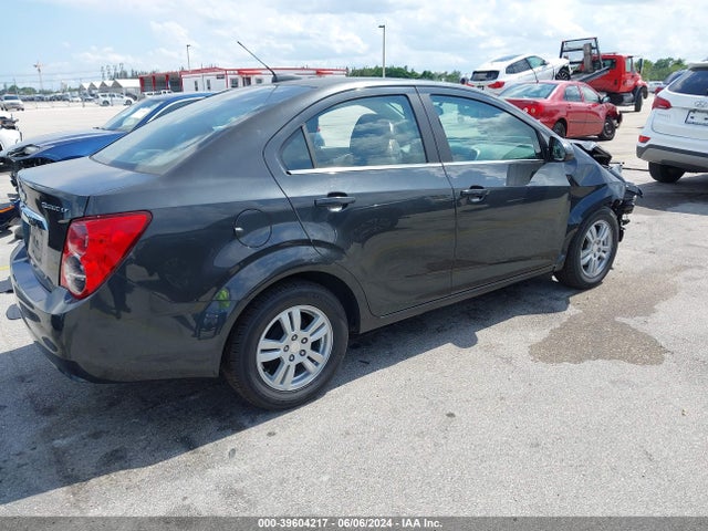 Chevrolet Sonic Lt Auto 2015 1G1JC5SG2F4120671 Image 4