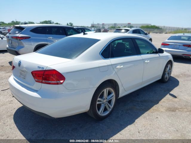 1VWBN7A35EC044896 Volkswagen Passat 2.0l Tdi Se