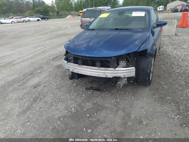 1C3CCCAB4FN575532 Chrysler 200 Limited