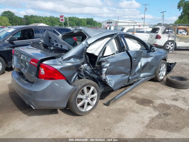 YV1612TK3G2392139 Volvo S60 T5 Premier