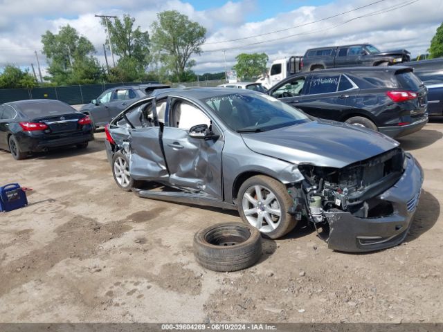 YV1612TK3G2392139 Volvo S60 T5 Premier