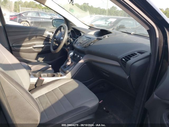 1FMCU0G74GUB31631 Ford ESCAPE SE