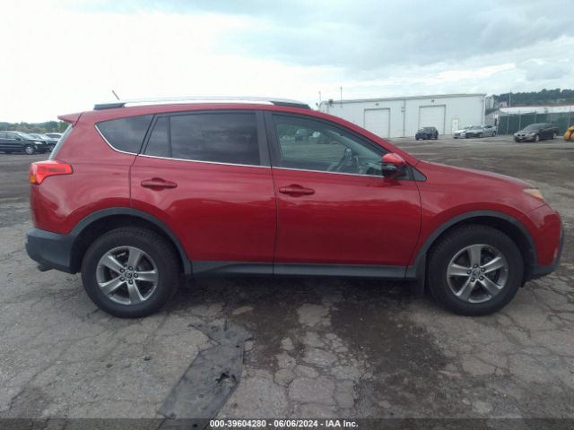2T3RFREVXFW392889 Toyota Rav4 Xle