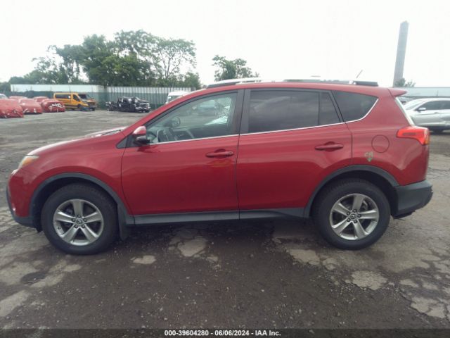 2T3RFREVXFW392889 Toyota Rav4 Xle