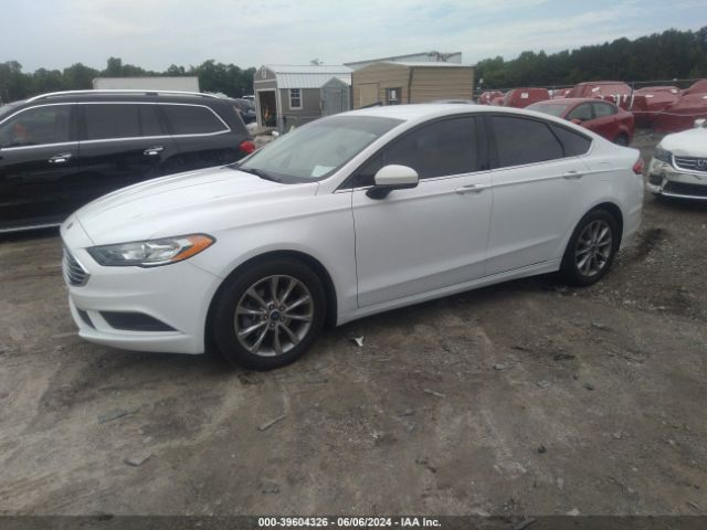 3FA6P0HD0HR240292 Ford FUSION SE