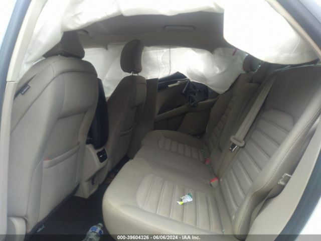 3FA6P0HD0HR240292 Ford FUSION SE