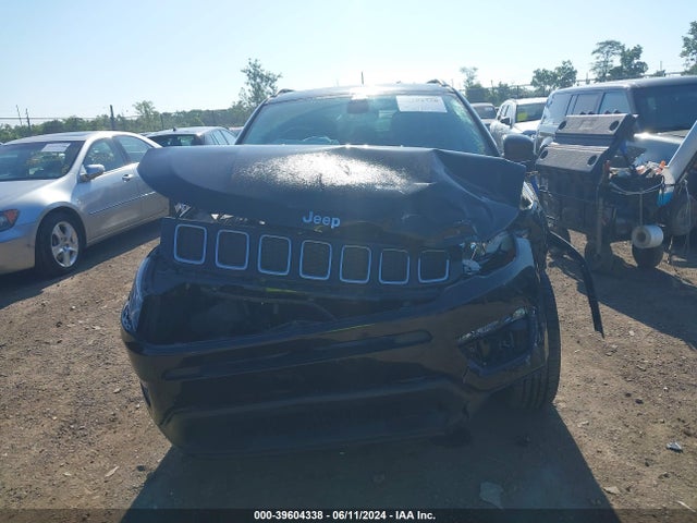 Jeep Compass Latitude 4x4 2018 3C4NJDBB4JT103399 Image 12