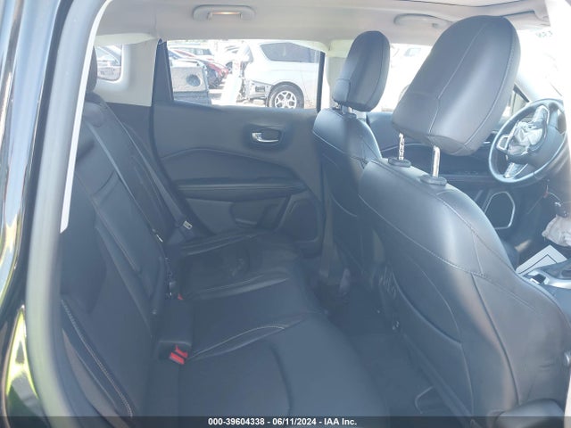 3C4NJDBB4JT103399 Jeep Compass Latitude 4x4