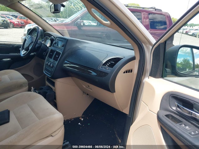 Dodge Grand Caravan American Value Pkg 2016 2C4RDGBG4GR236178 Image 5