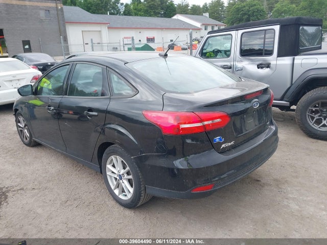Ford FOCUS SE 2016 1FADP3F29GL400824 Image 3