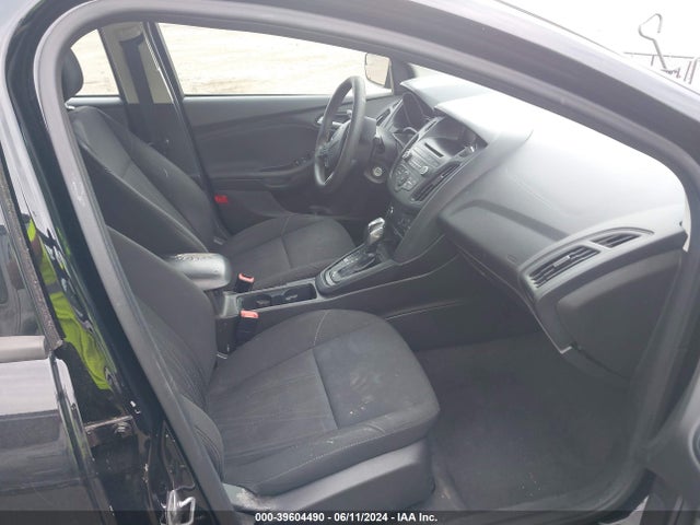 Ford FOCUS SE 2016 1FADP3F29GL400824 Image 5