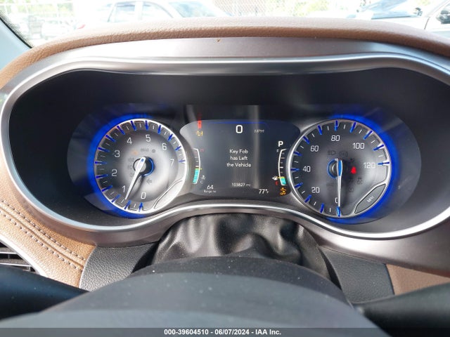 2C4RC1GGXJR154469 Chrysler Pacifica Limited
